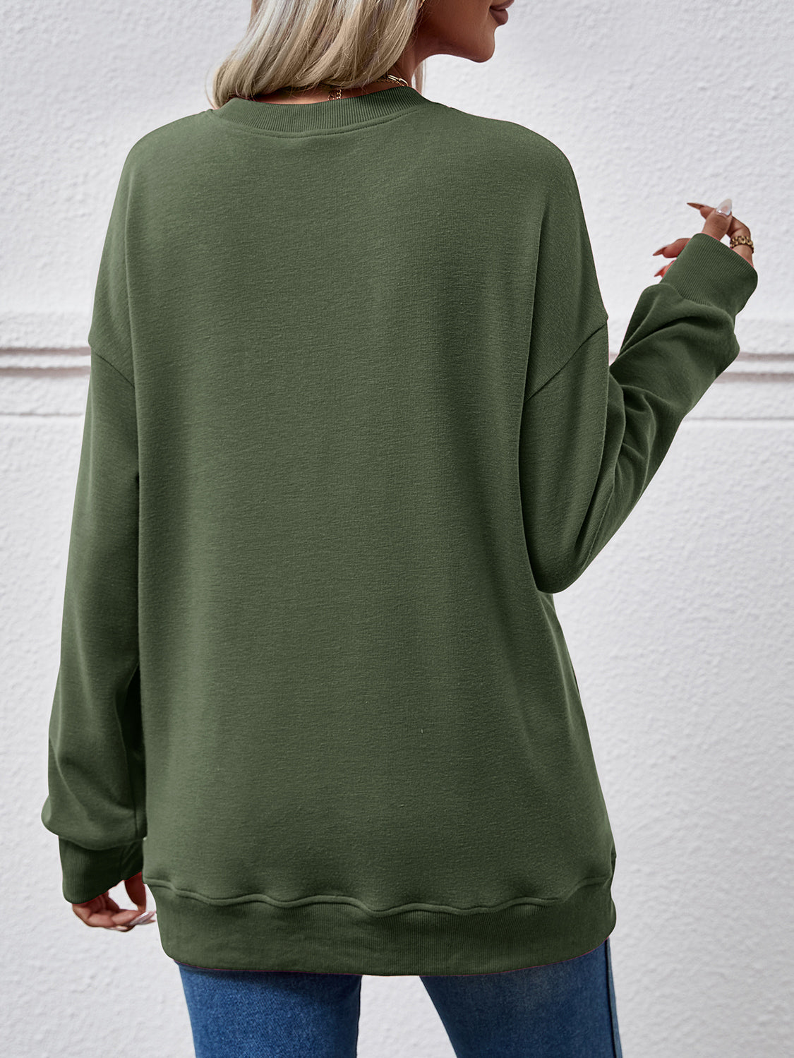 Dropped Shoulder Sweatshirt with Pockets dropped shoulder design