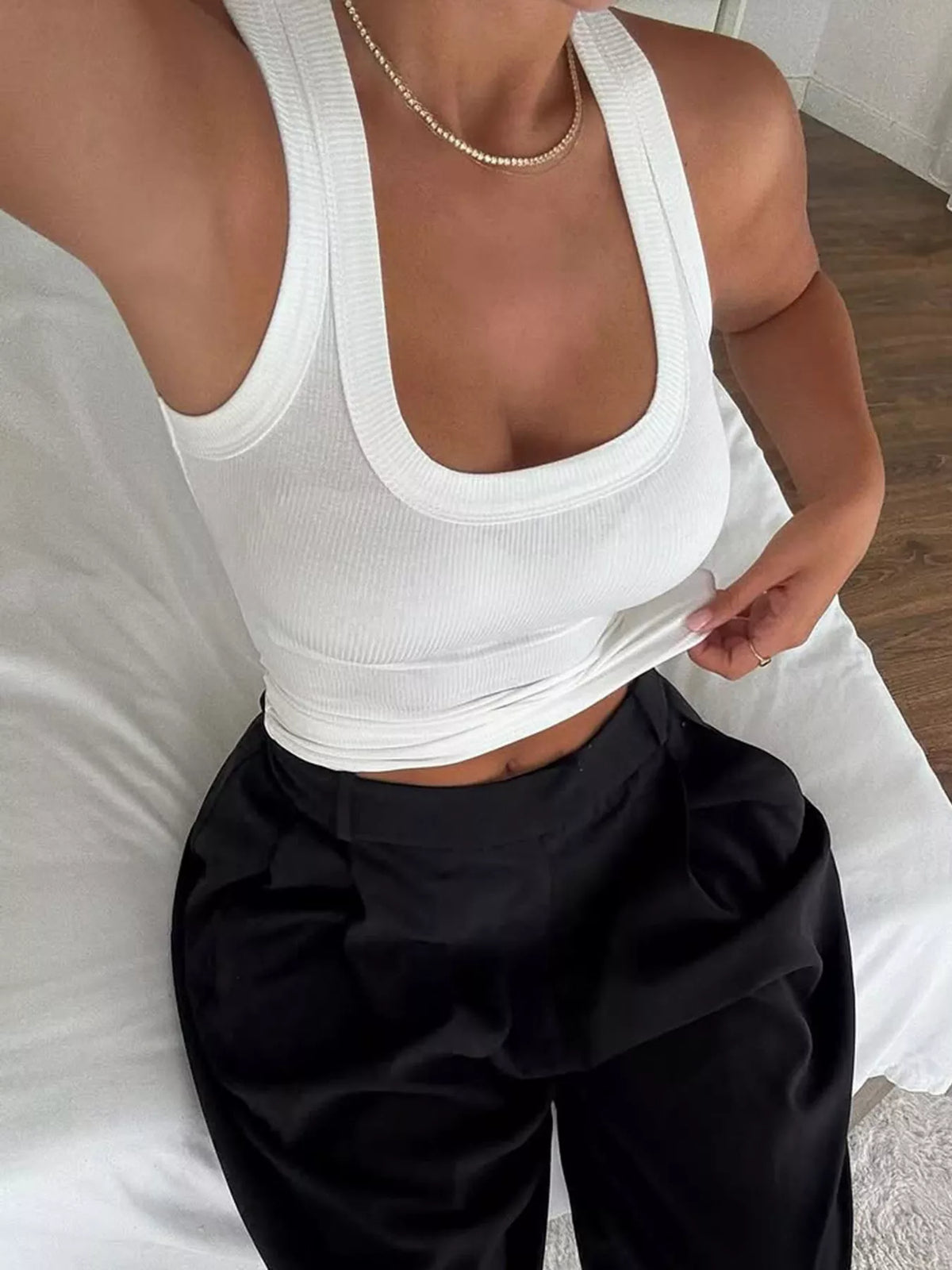 Ribbed Knit Slim Fit Tank Top slim fit design