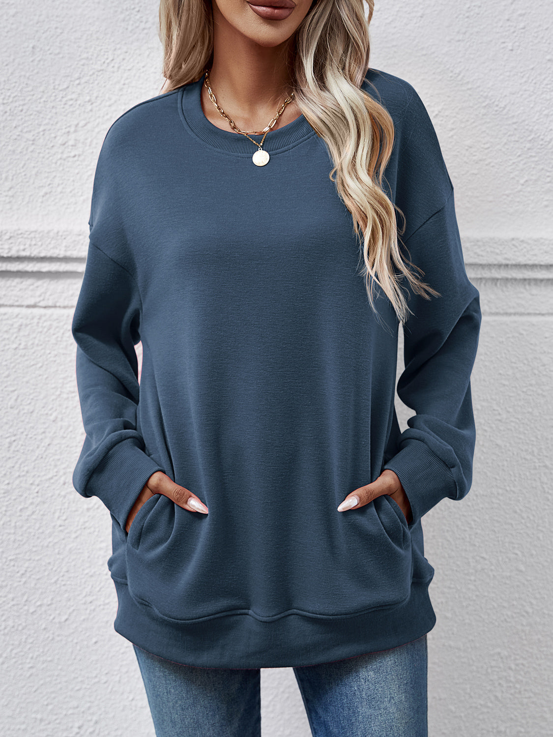 Dropped Shoulder Sweatshirt with Pockets dropped shoulder design