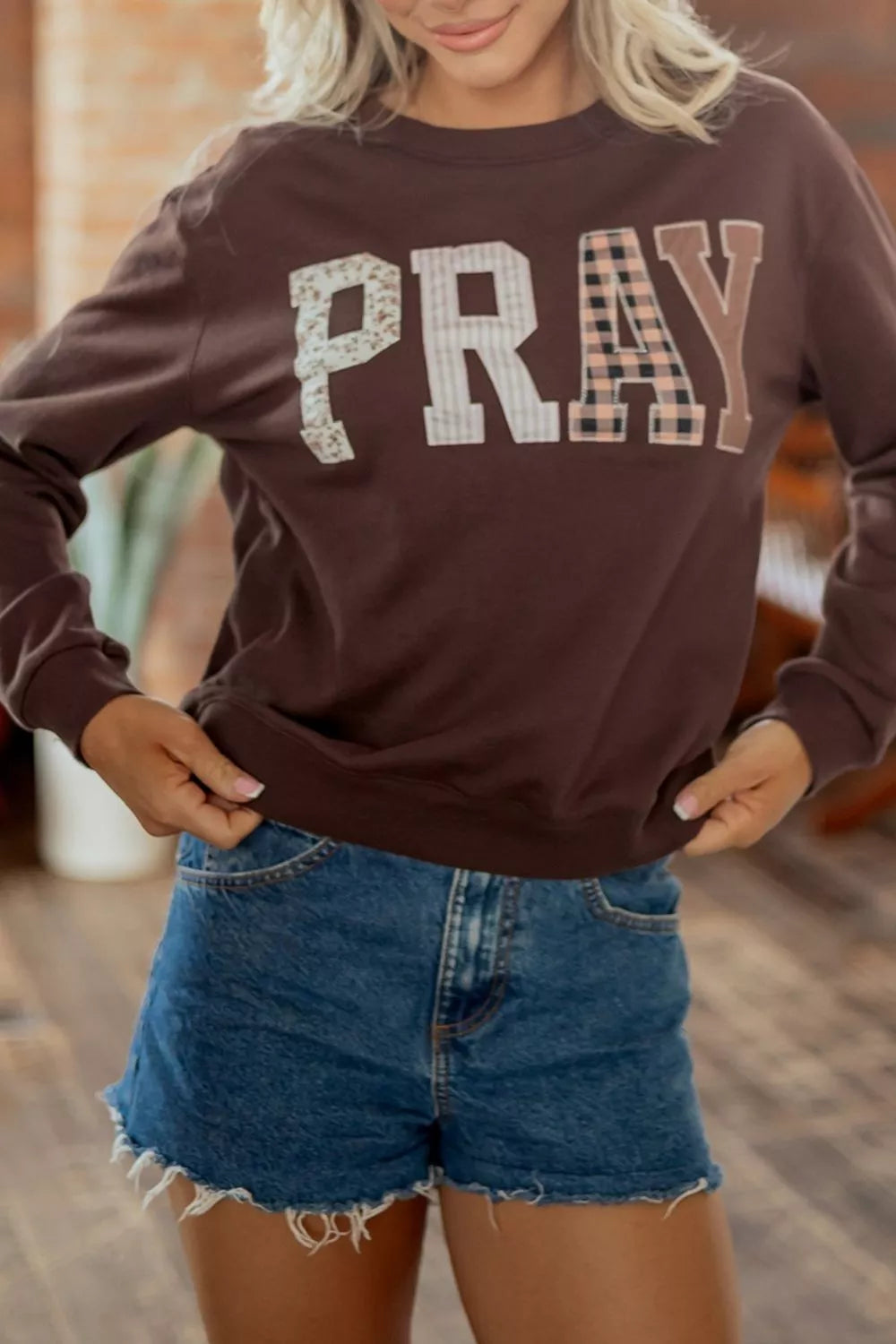 PRAY Crew Neck Sweatshirt women&