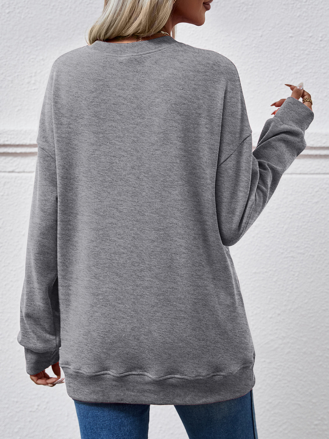 Dropped Shoulder Sweatshirt with Pockets dropped shoulder design