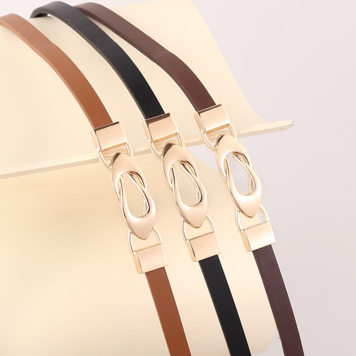 Stylish Skinny Leather Belt – Women&