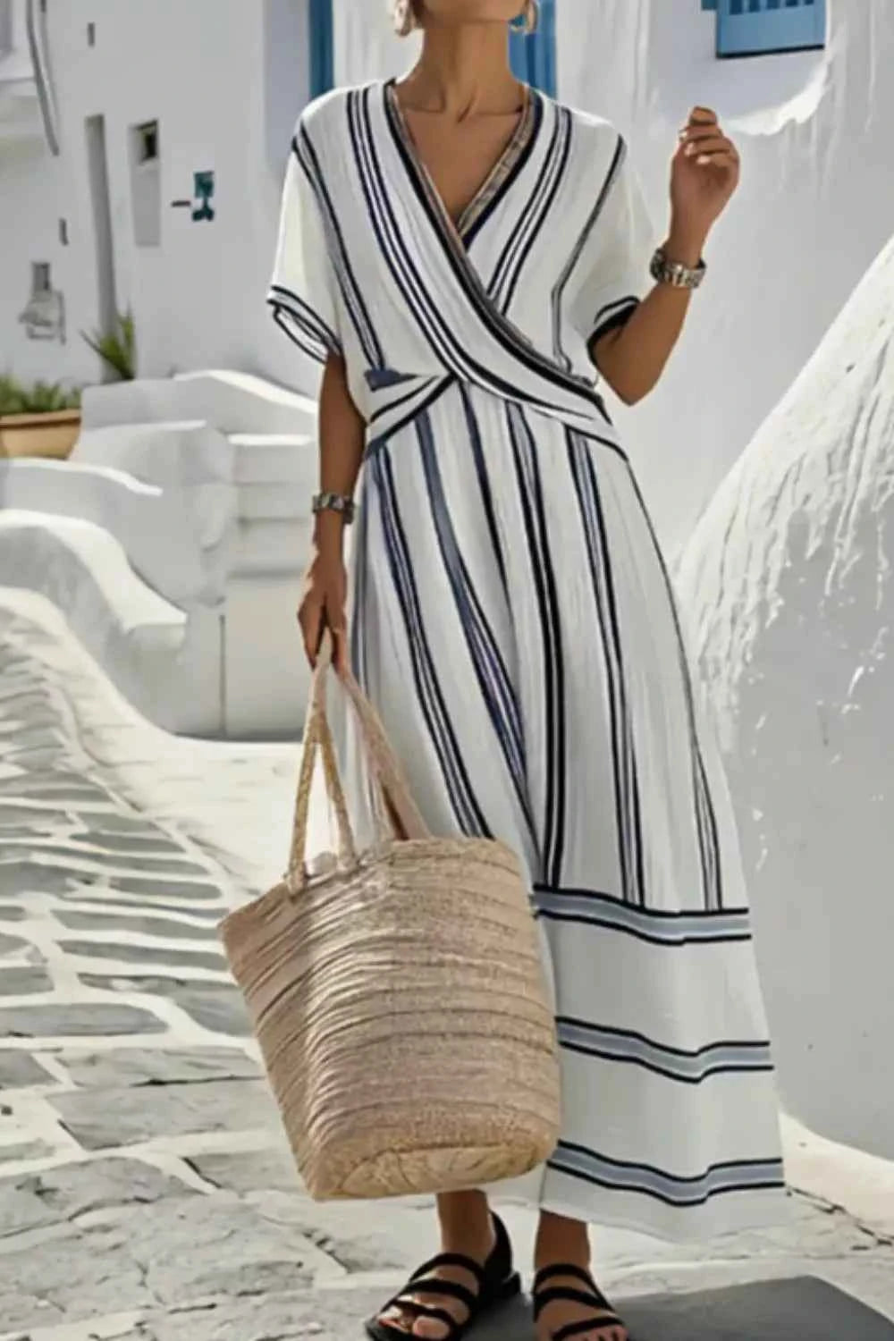 Chic Striped Maxi Dress: Elevate Your Summer Style Effortlessly