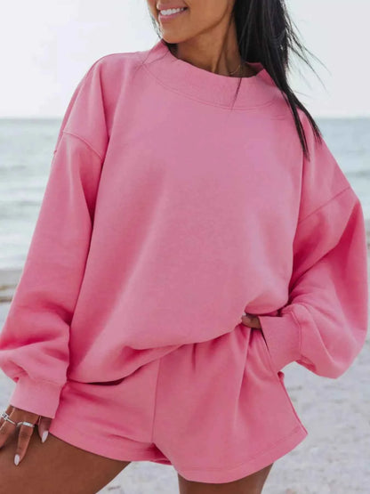 Stay Cozy and Stylish with Our Relaxed Fit Sweatshirt and Shorts Set