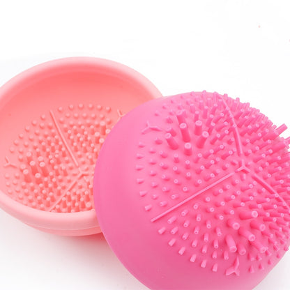 Makeup brush cleaner for cosmetic brushes