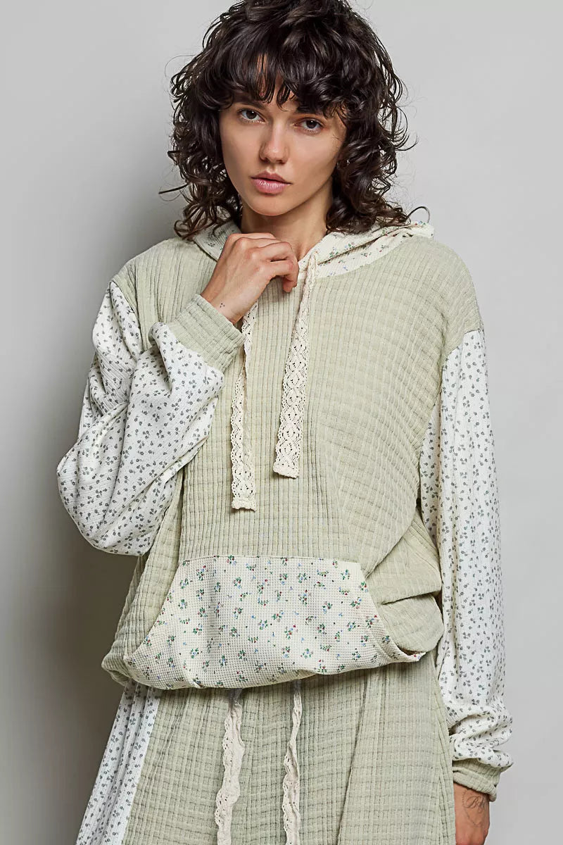 Cozy Contrast Print Hoodie contrast print sleeves
