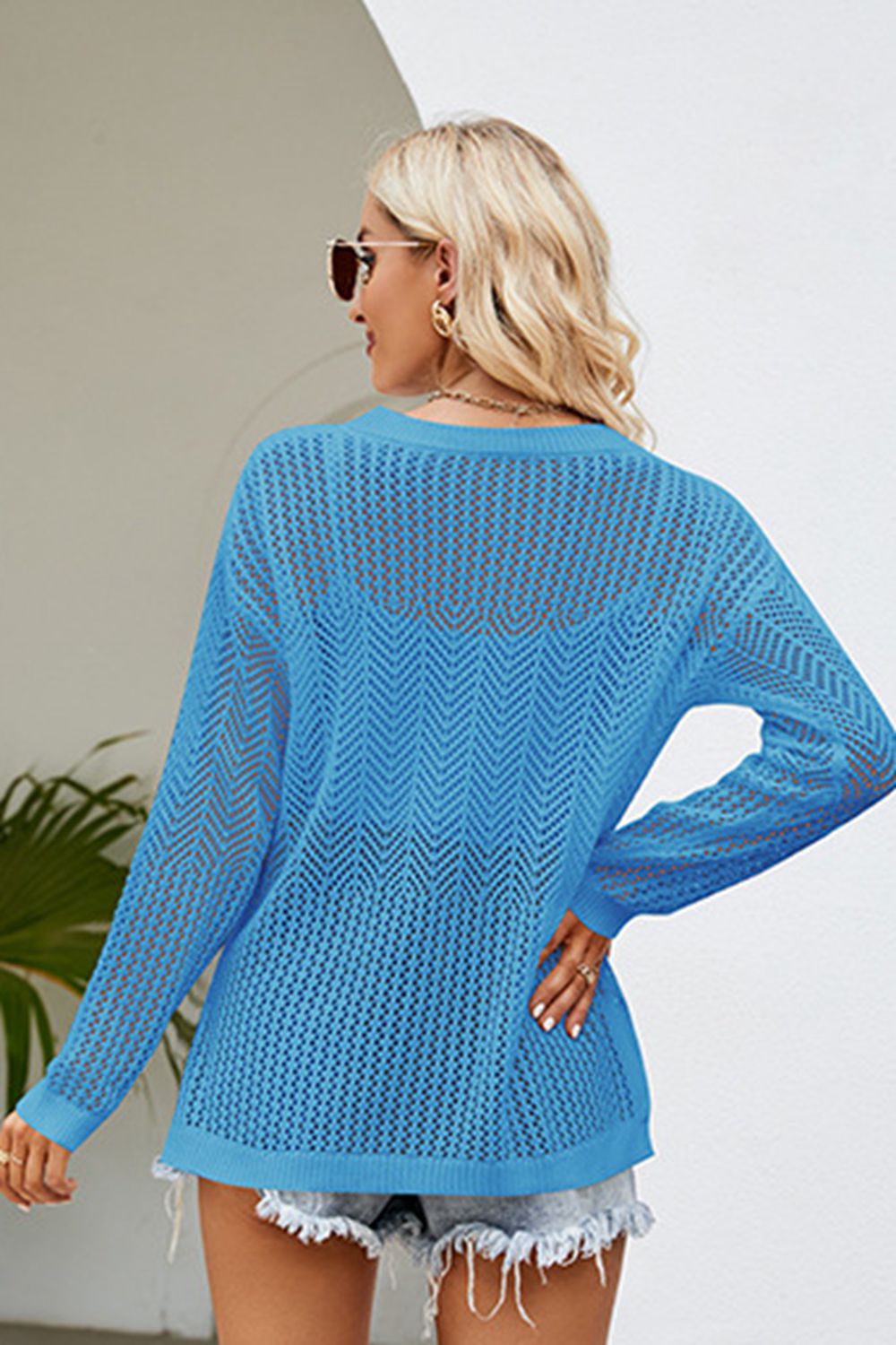 Lace-Up Slit Knit Top long sleeve design