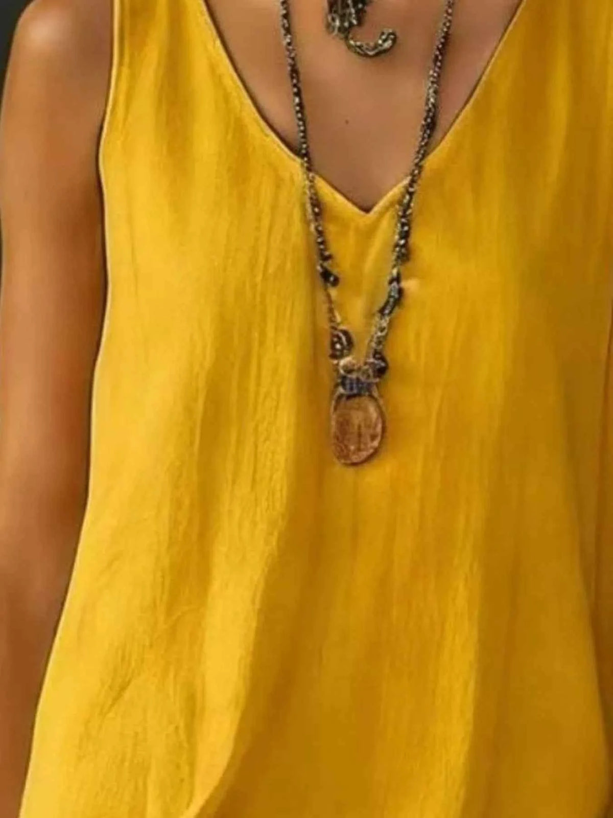 Elevate Your Wardrobe with Our Plus Size Ruffled Hem V-Neck Dress