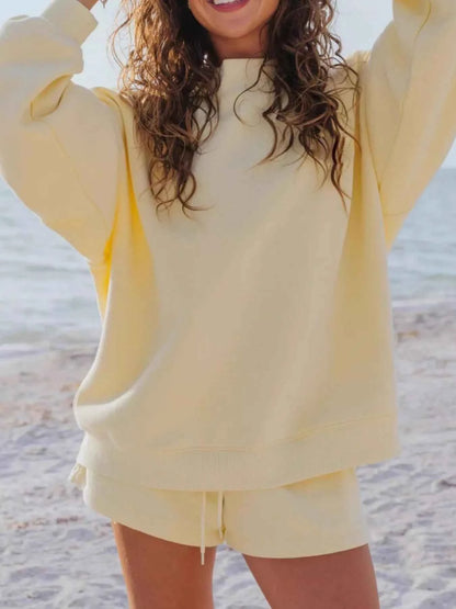 Stay Cozy and Stylish with Our Relaxed Fit Sweatshirt and Shorts Set