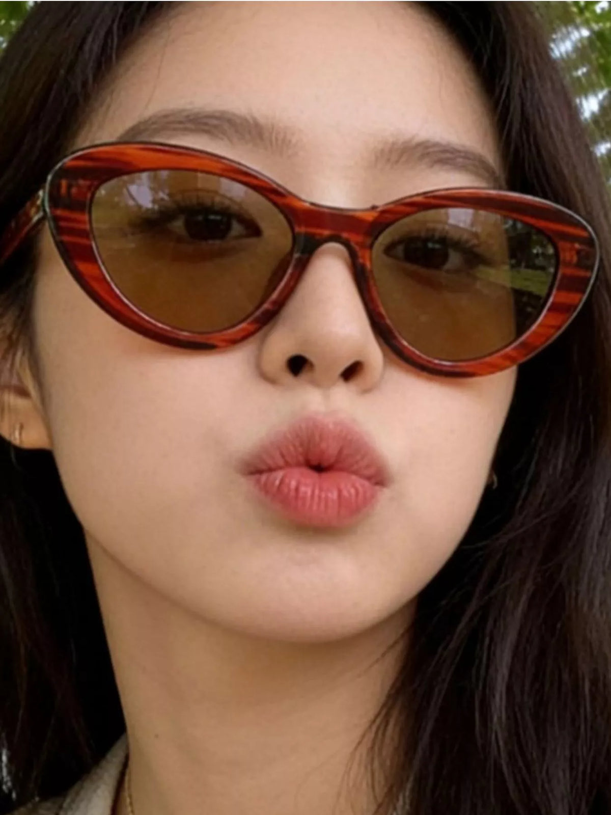 Stylish Cat Eye Sunglasses cat-eye design