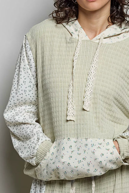 Cozy Contrast Print Hoodie contrast print sleeves
