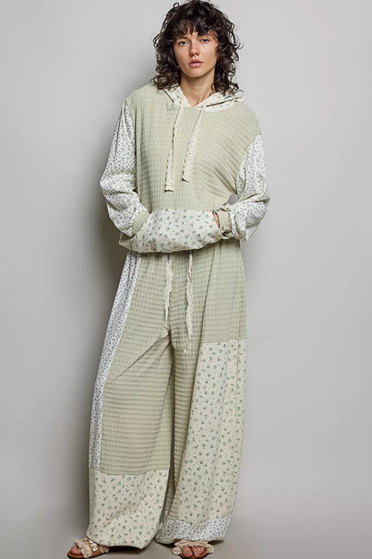 Cozy Contrast Print Hoodie contrast print sleeves