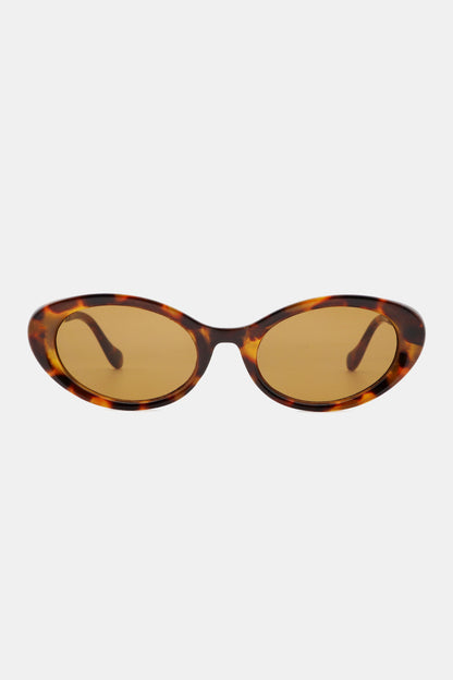 Polycarbonate Cat-Eye Sunglasses UV400 lenses