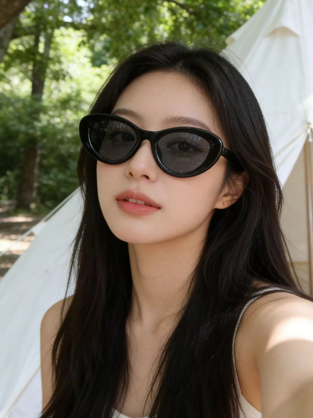 Stylish Cat Eye Sunglasses cat-eye design