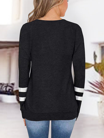 V-Neck Raglan Sleeve T-Shirt styled outfit