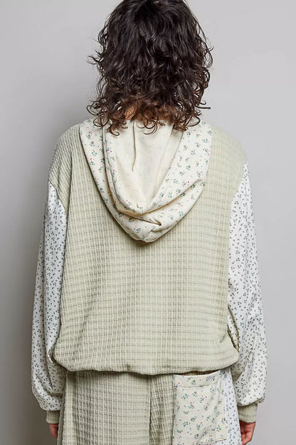 Cozy Contrast Print Hoodie contrast print sleeves